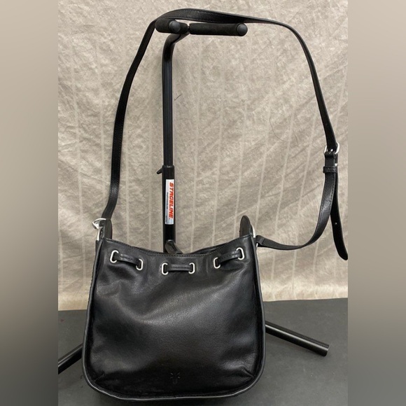 🛑 1 hour sale. Frye Black Leather Shoulder Bag - Picture 5 of 14